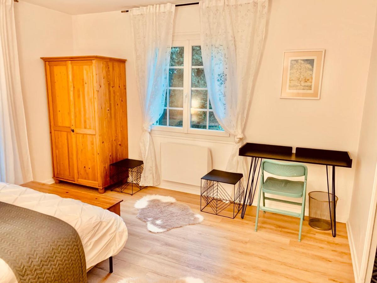 Parc De Buc Bed & Breakfast Buc  Ngoại thất bức ảnh